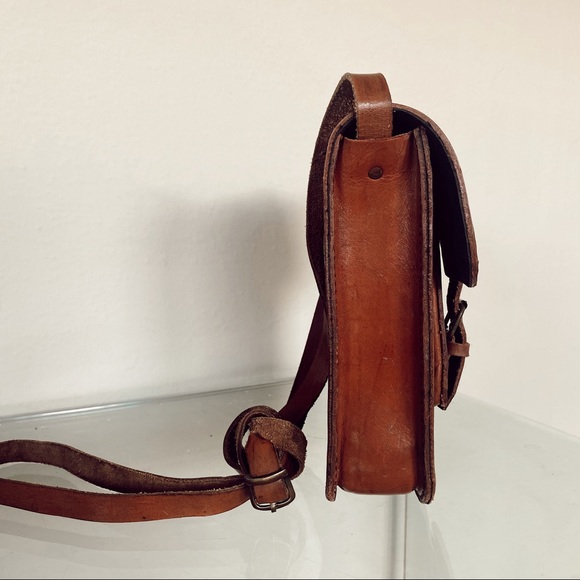 HANDMADE PERUVIAN leather satchel - Picture 8 of 10